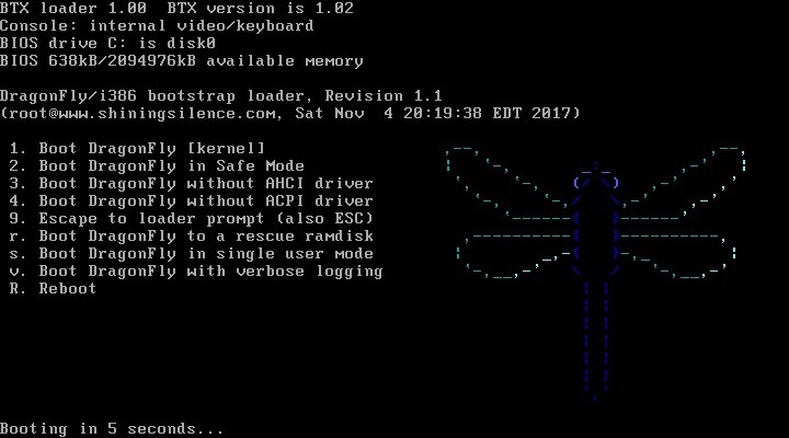 図　DragonFly BSDの起動画面