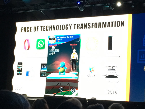 米国ではリリース直後から大きな話題となったPokémon GO。コンシューマだけでなく、最新技術を集大成させたイノベーションとしてエンタープライズの世界でも大きく取り上げられた。写真はニューヨークで行われた「Inforum 2016」の基調講演で紹介されたPokémon GOの画面