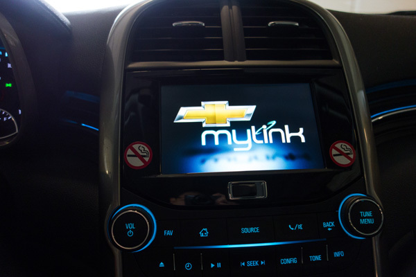 Chevrolet車に搭載されているMyLink。そういえば昨年デンバーへ行った際に借りた車もChevroletで、これを便利に使ってたのでした。