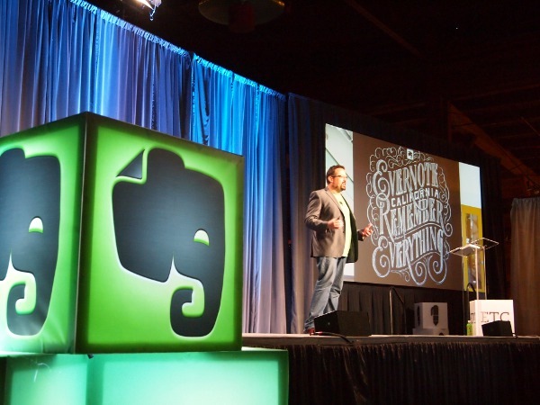 足元にはEvernote Business Socksも履いていた、Evernote CEO、Phil Libin氏