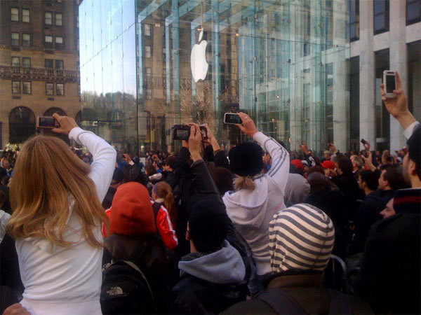 Apple Store開店の瞬間