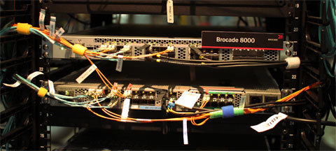 FCoEを処理するBrocade 800